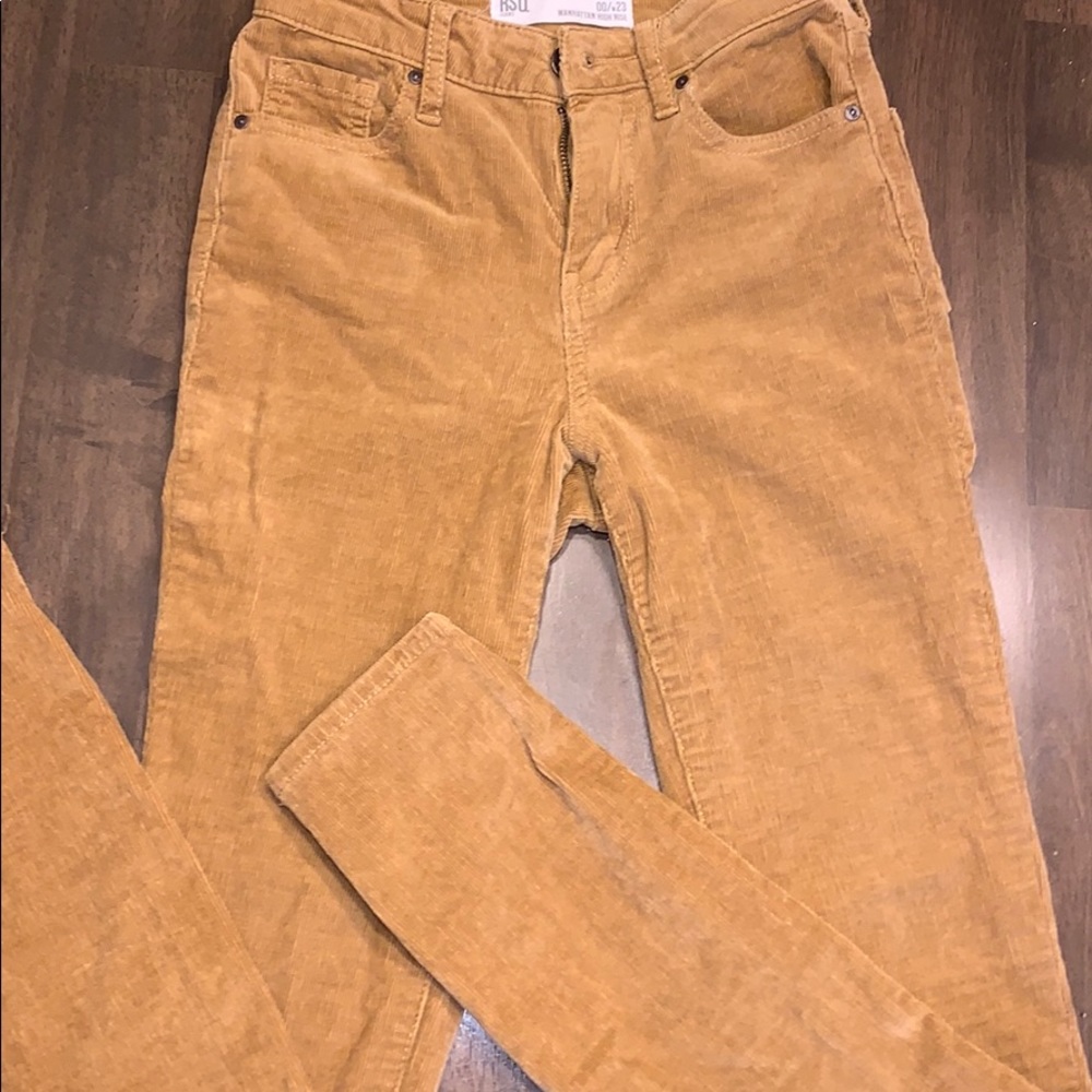 Brown corduroy skinny jeans